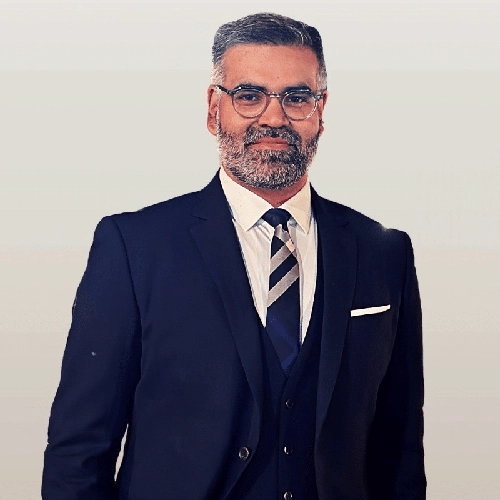 Headshot of Kavish Maheshwari